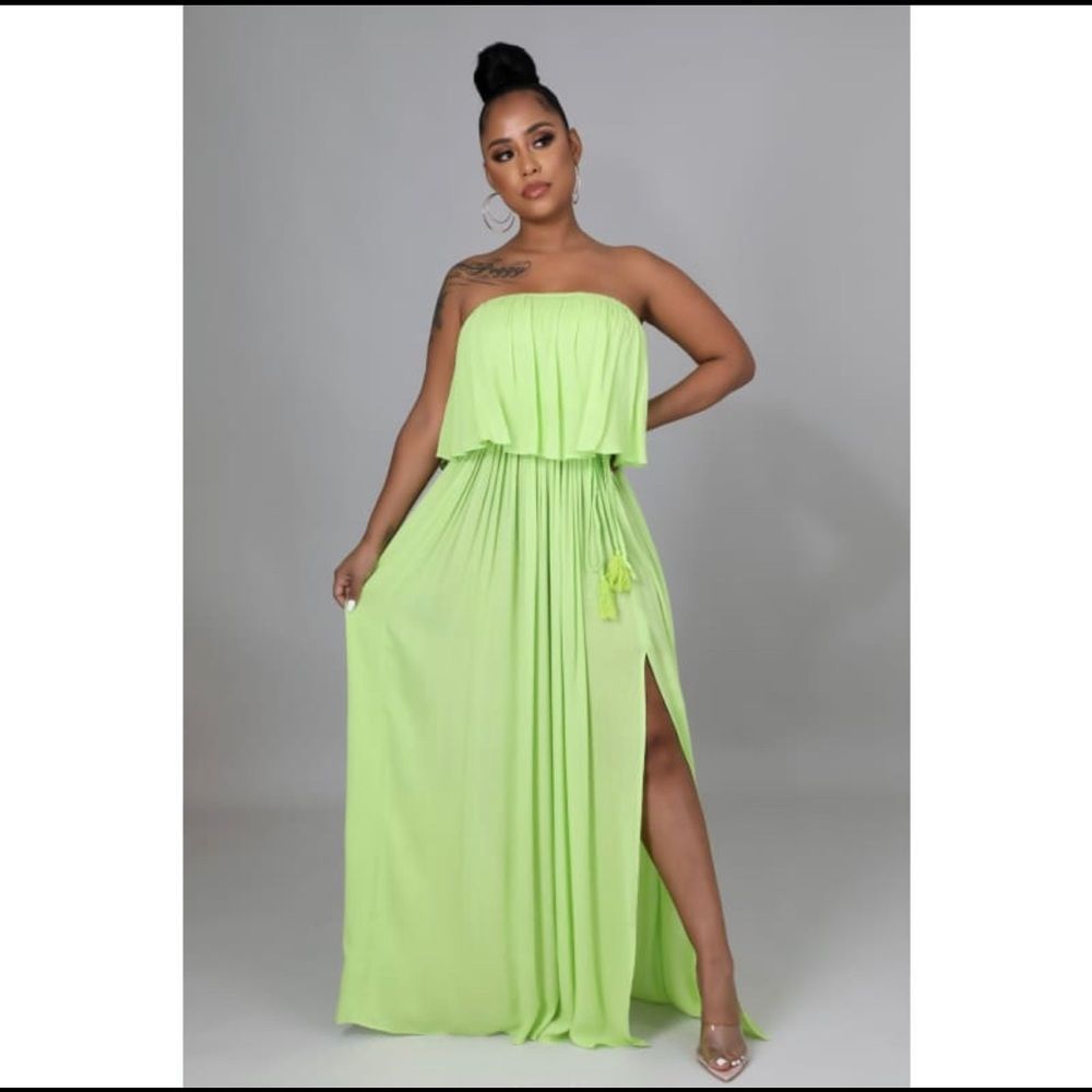 Flowy Strapless Maxi Dress
